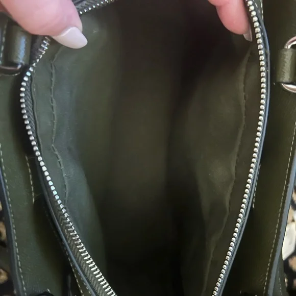 Coach Lillie Carryall with matching accordion zip wallet - Picture 5 of 8